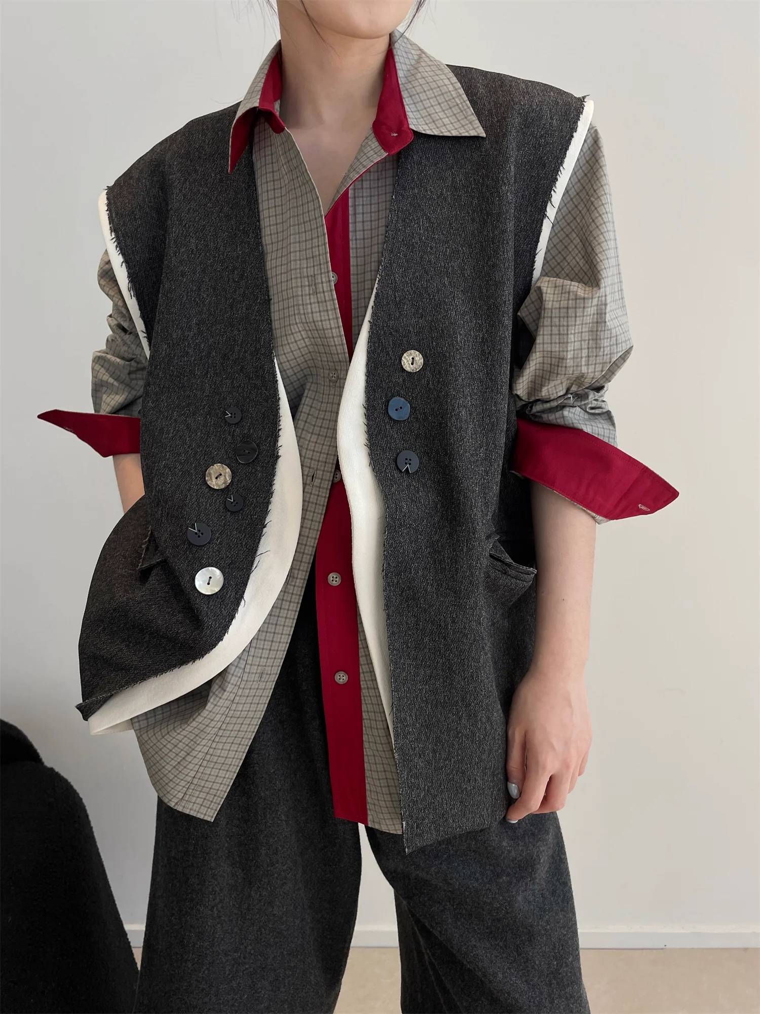 Two-Piece Style Blazer Vest for Women | Contrast Stitching Multi-Button Sleeveless Waistcoat - konjwa