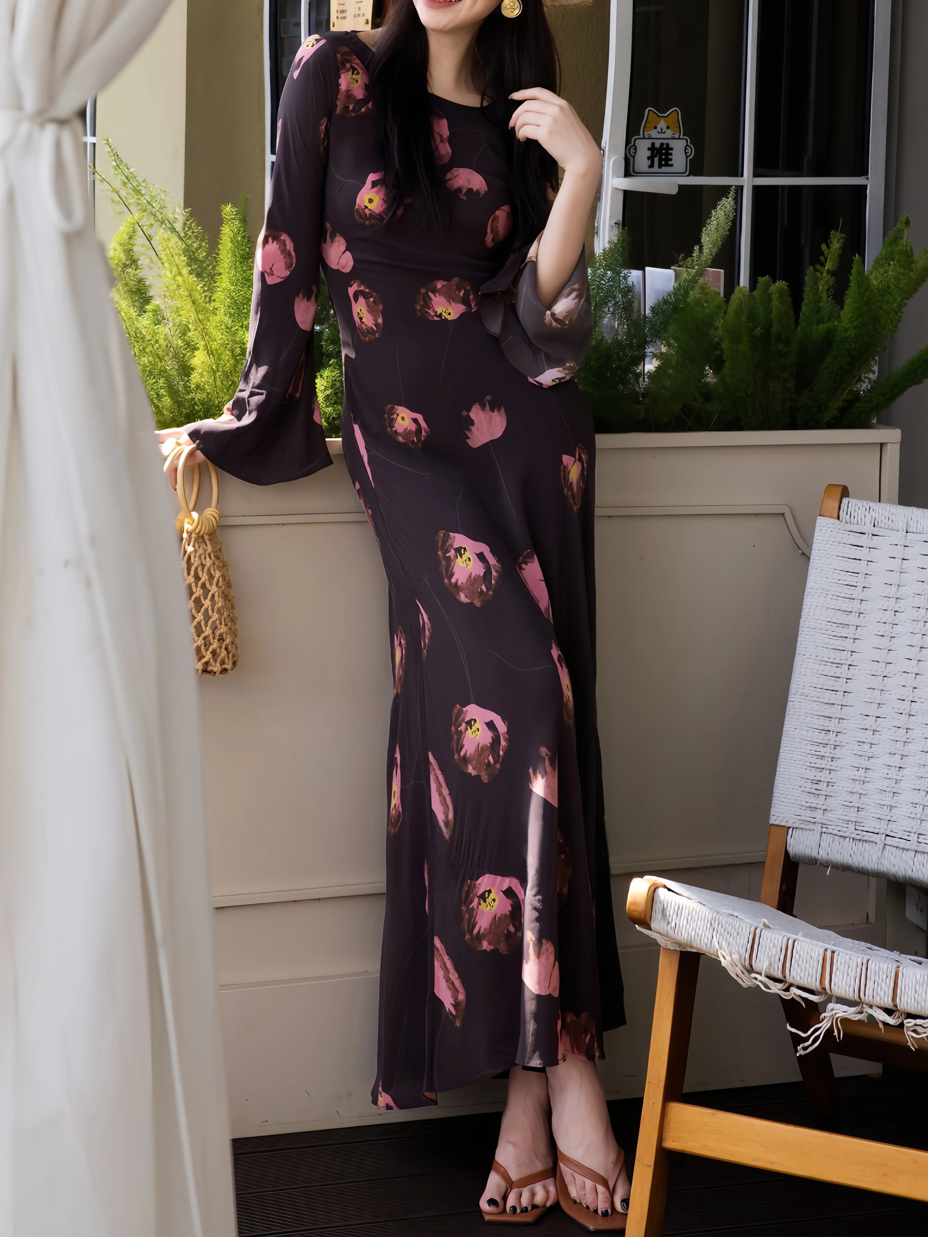 Luxury Mulberry Silk Floral Maxi Dress – Vacation Style Waist-Cinched Long Sleeve Dress - konjwa