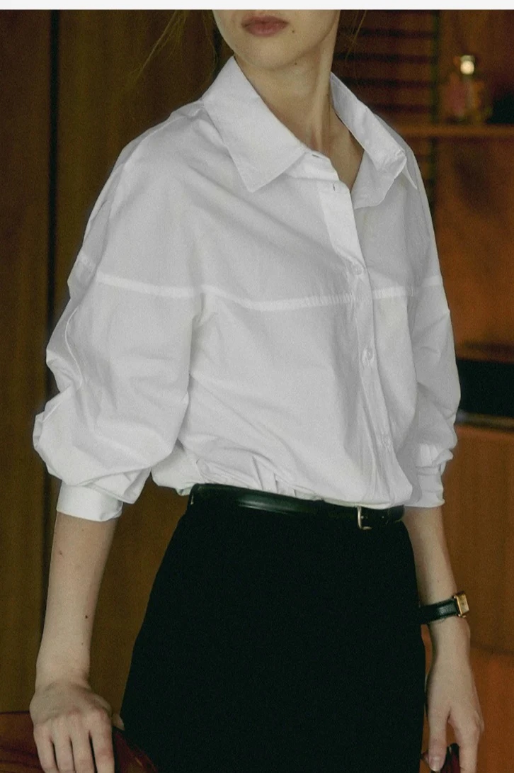Line Cut Collared Cotton Blouse - konjwa