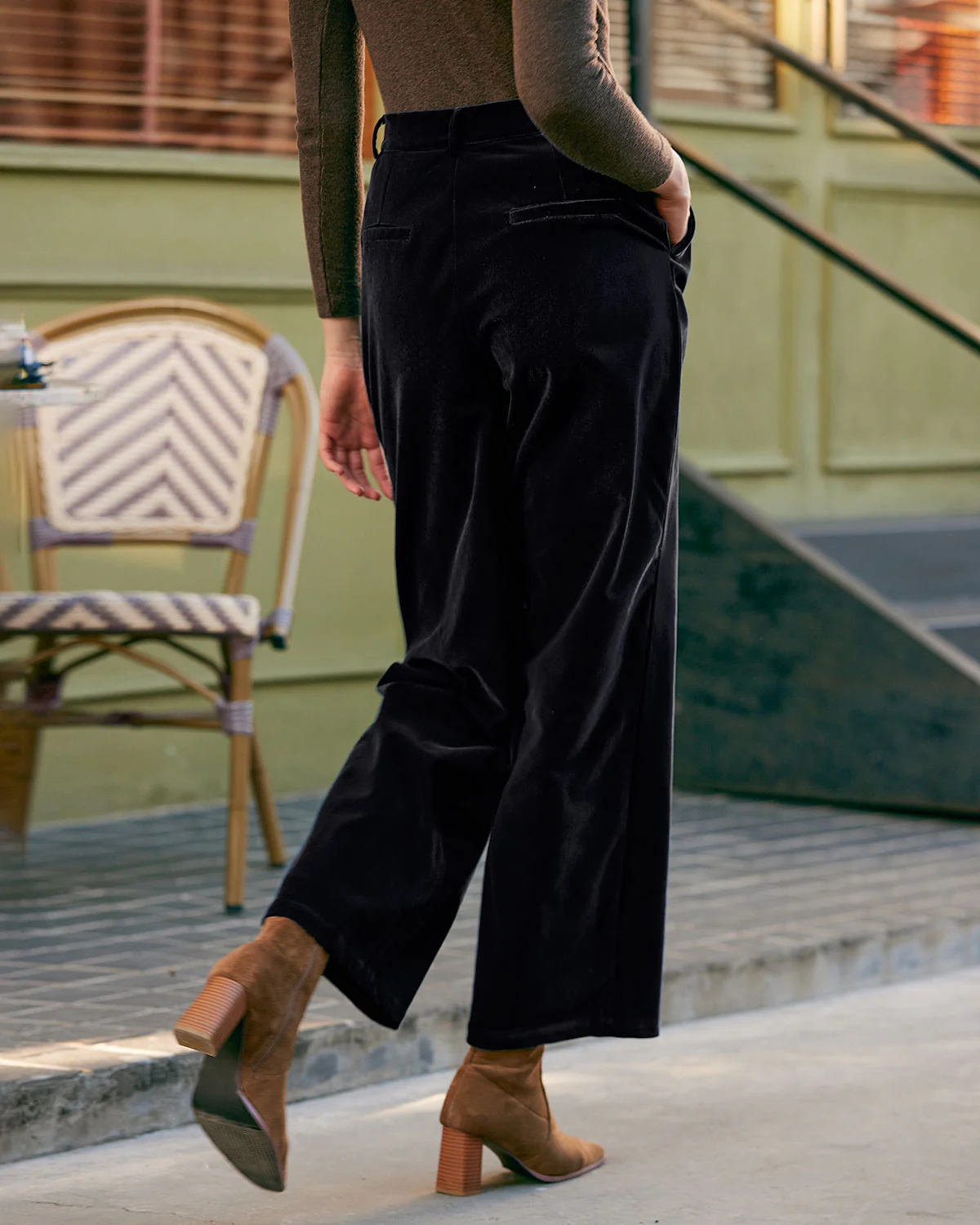 Black High Waisted Pleated Wide Leg Pants - konjwa