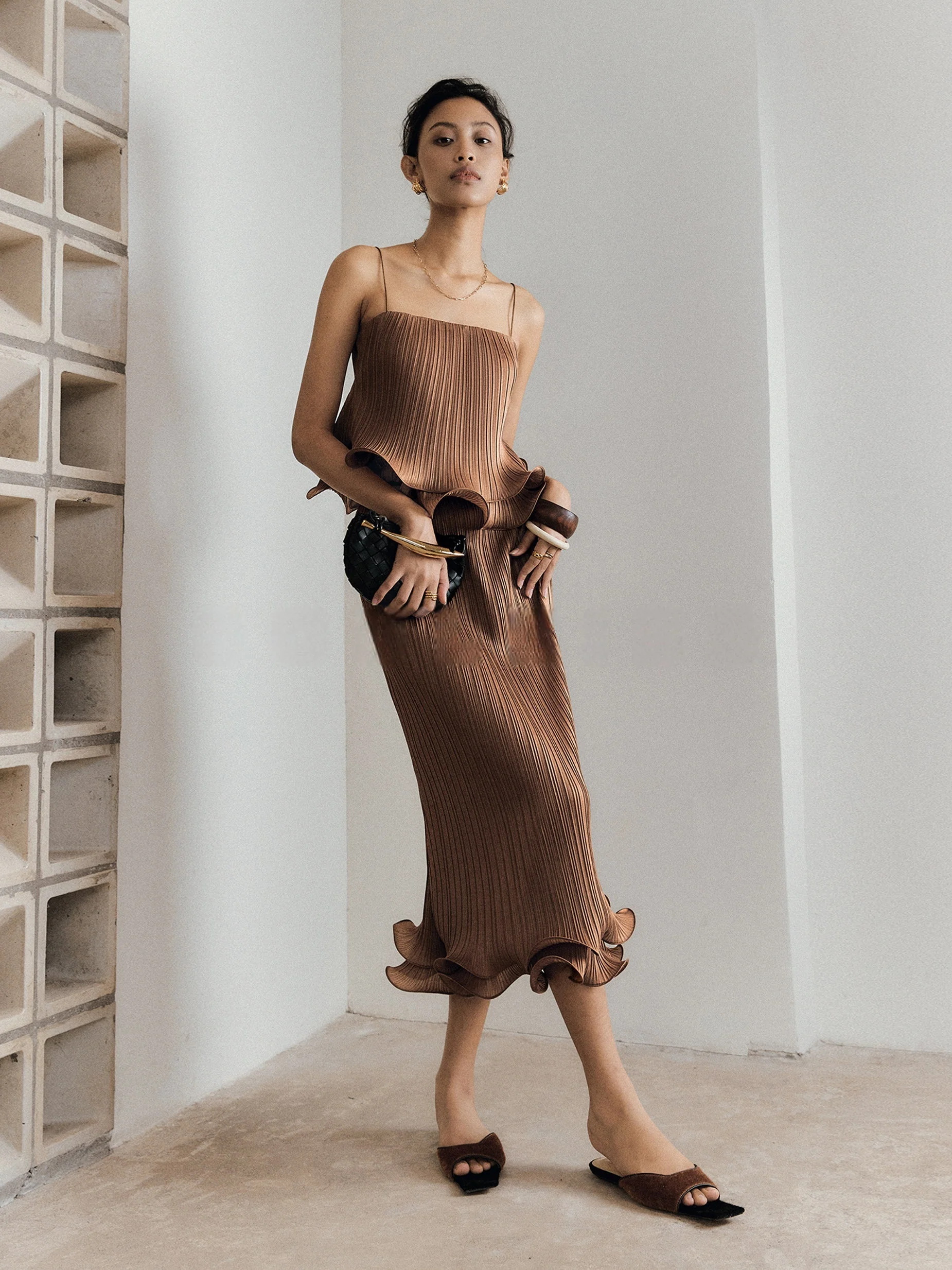Sculptural 3D Pleated Midi Skirt — Atmosphere-Driven Miyake-Inspired Textured Skirt - konjwa