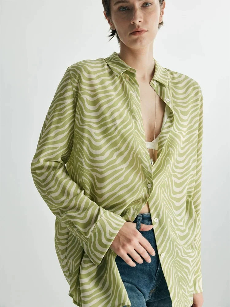 100% Mulberry Silk Green Zebra-Stripe Relaxed Shirt – Women’s Long-Sleeve Button-Down Blouse for Resort to Office - konjwa