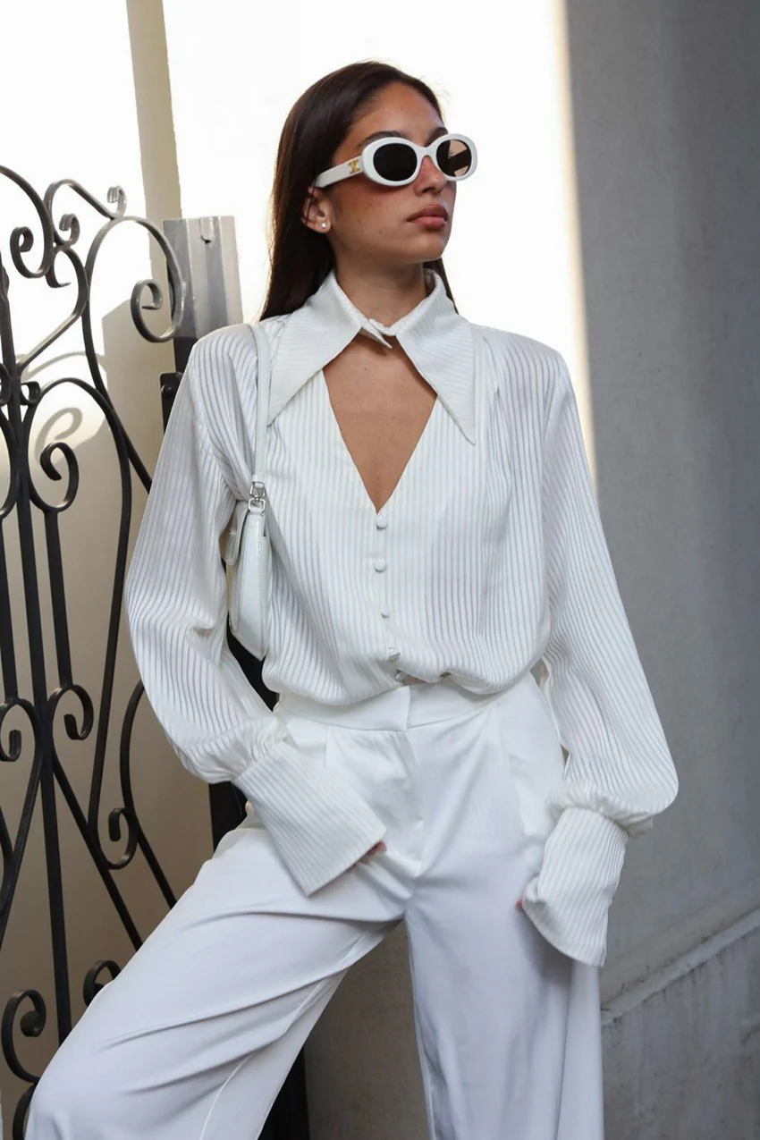 Versatile White Design Blouse - konjwa