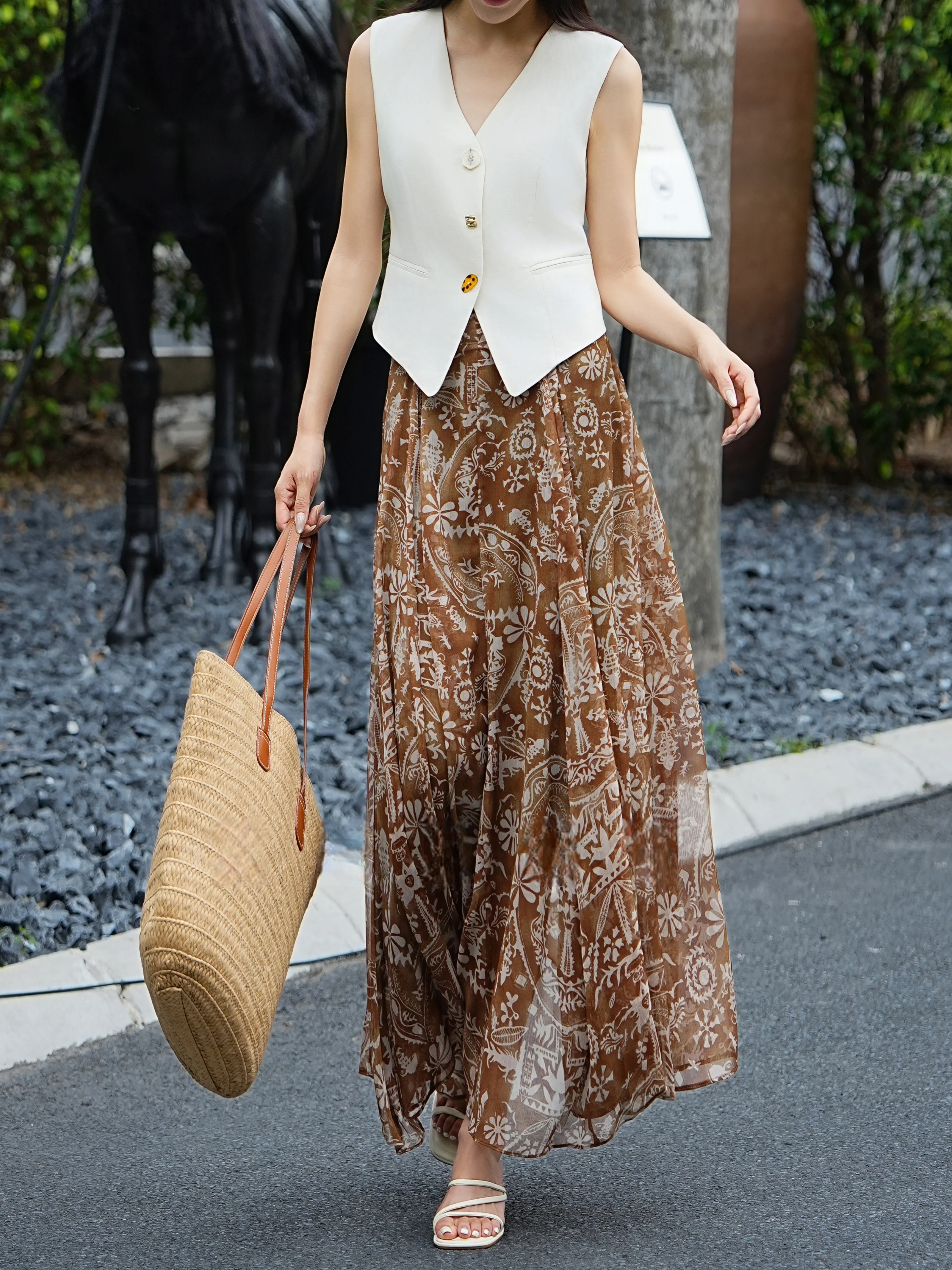 French Vintage Argyle Print Chiffon A-Line Maxi Skirt – Elegant Flowing High-Waist Skirt - konjwa