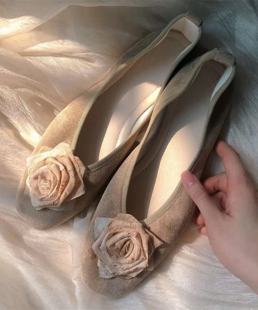 Retro Floral Splicing Soft Flat Feet Shoes Khaki - konjwa