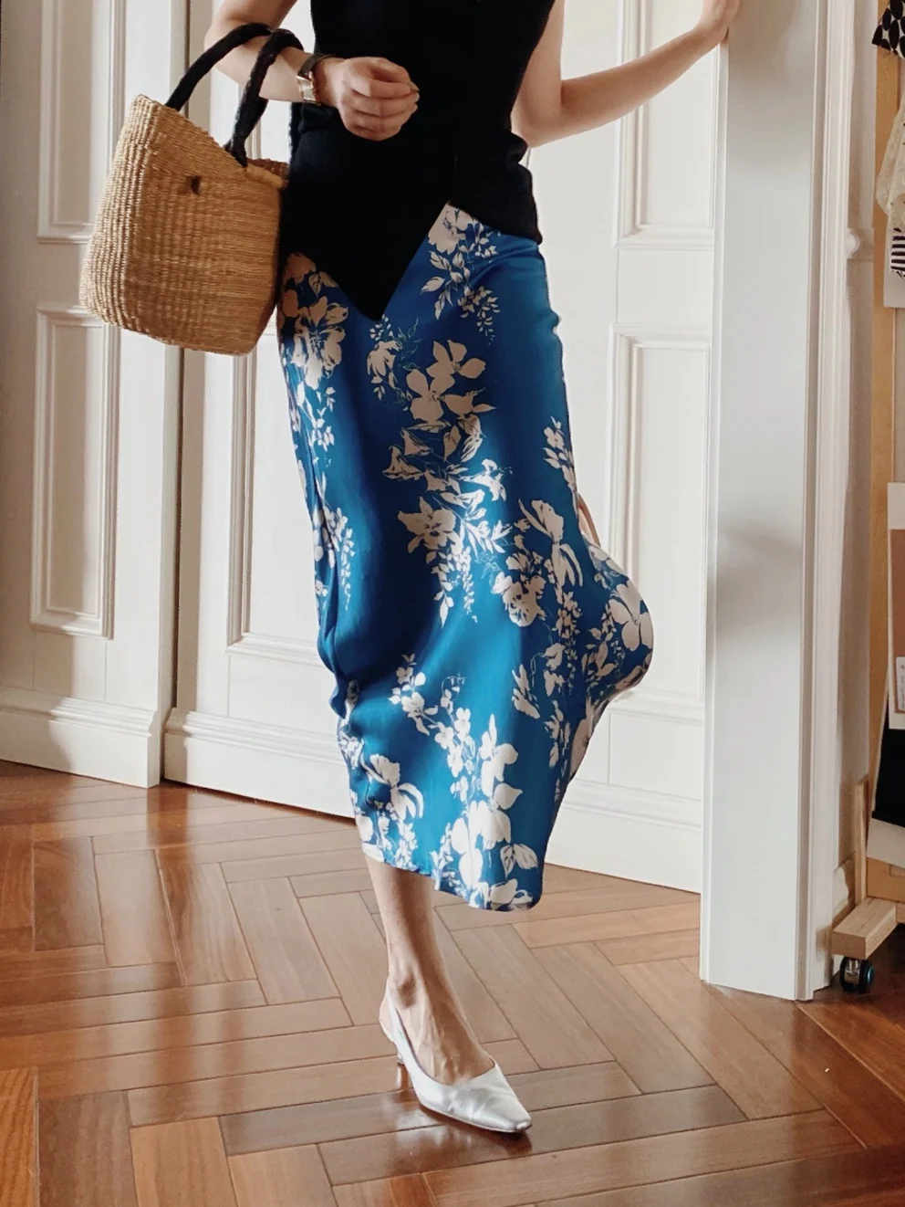 Mulberry Silk Bias-Cut Skirt – Navy Blue Daylily Print in Washed Satin - konjwa